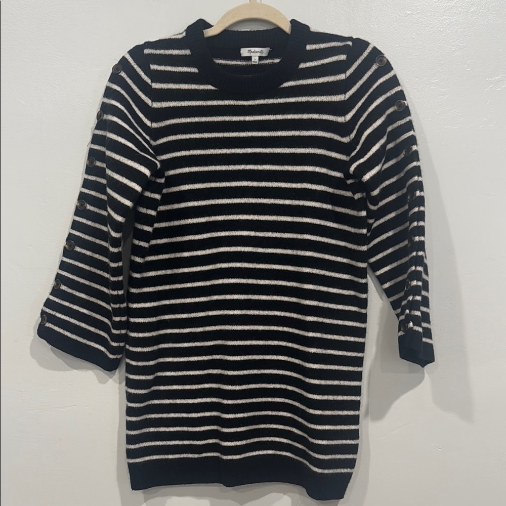 Madewell Women’s Thick, Long Black/White Striped Sweater
